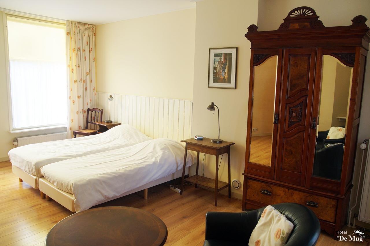 Cafe Restaurant Hotel De Mug Middelburg Room photo